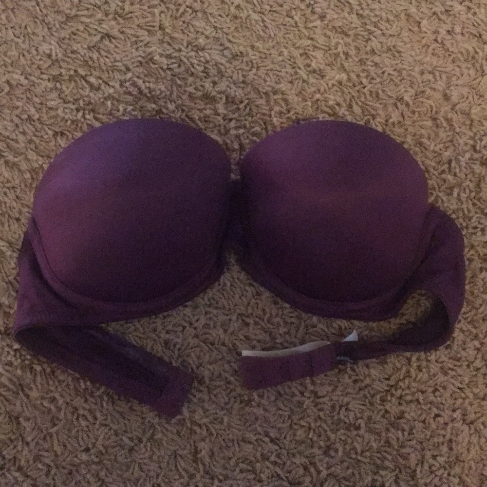Victoria’s Secret PINK strapless bra